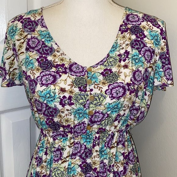 Lauren Taylor Short Sleeve Floral Dress - Picture 2 of 13